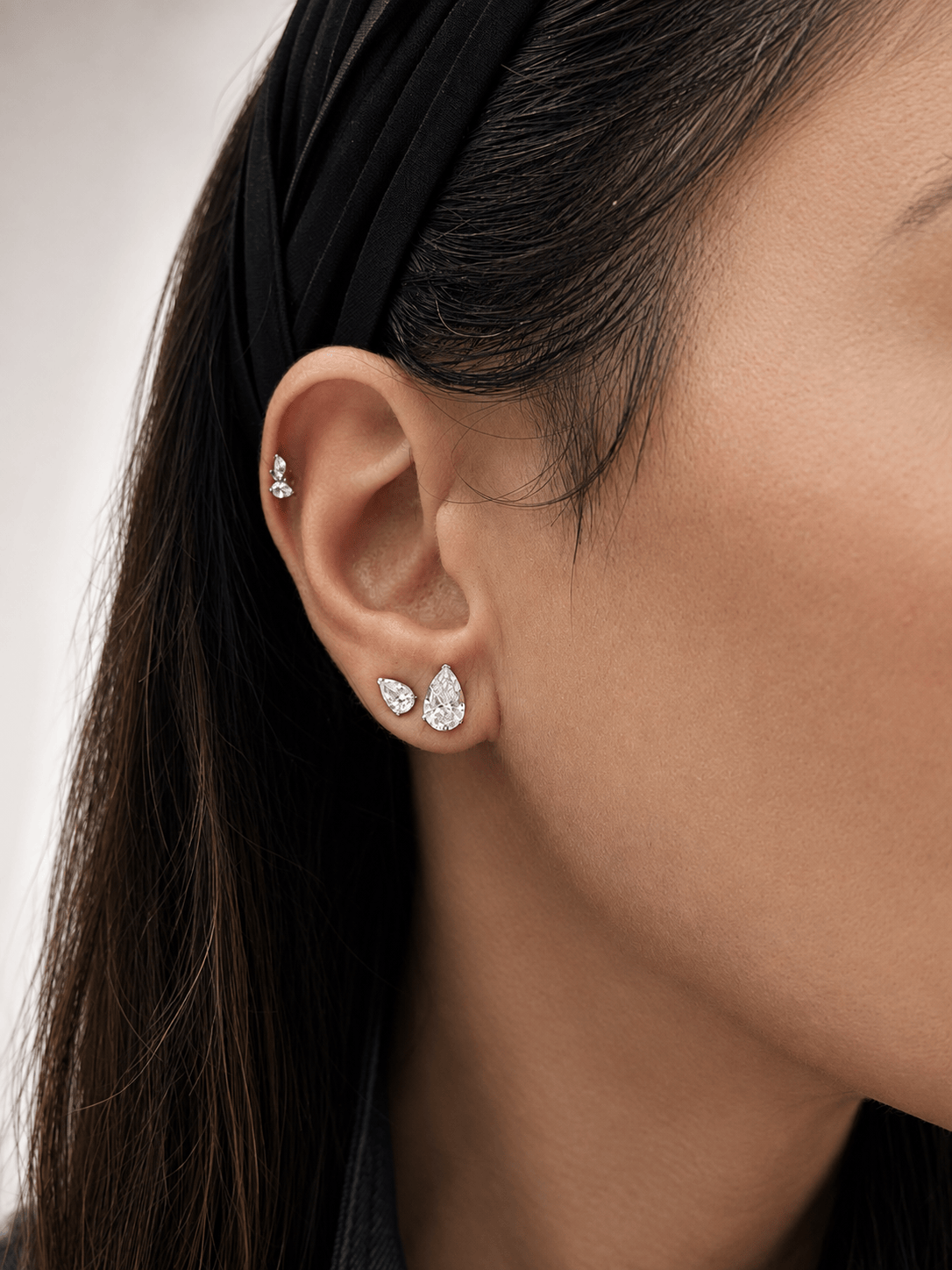 1ct Pear Cut Earstuds LG