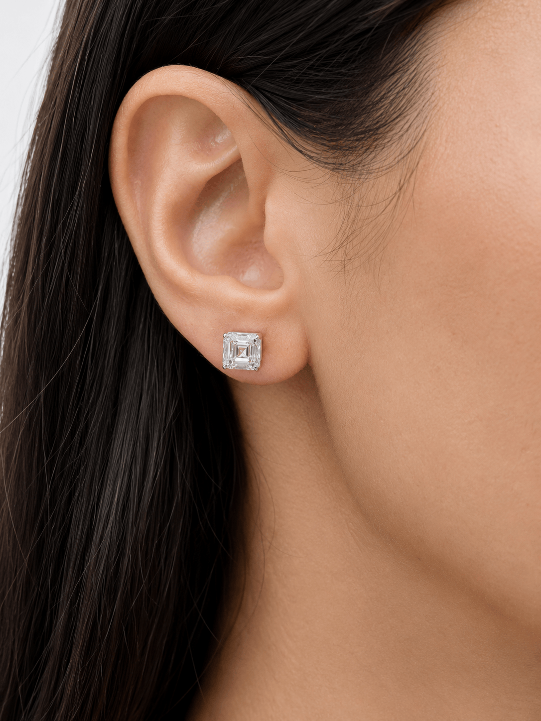 2ct’s Asscher Cut Earstuds LG