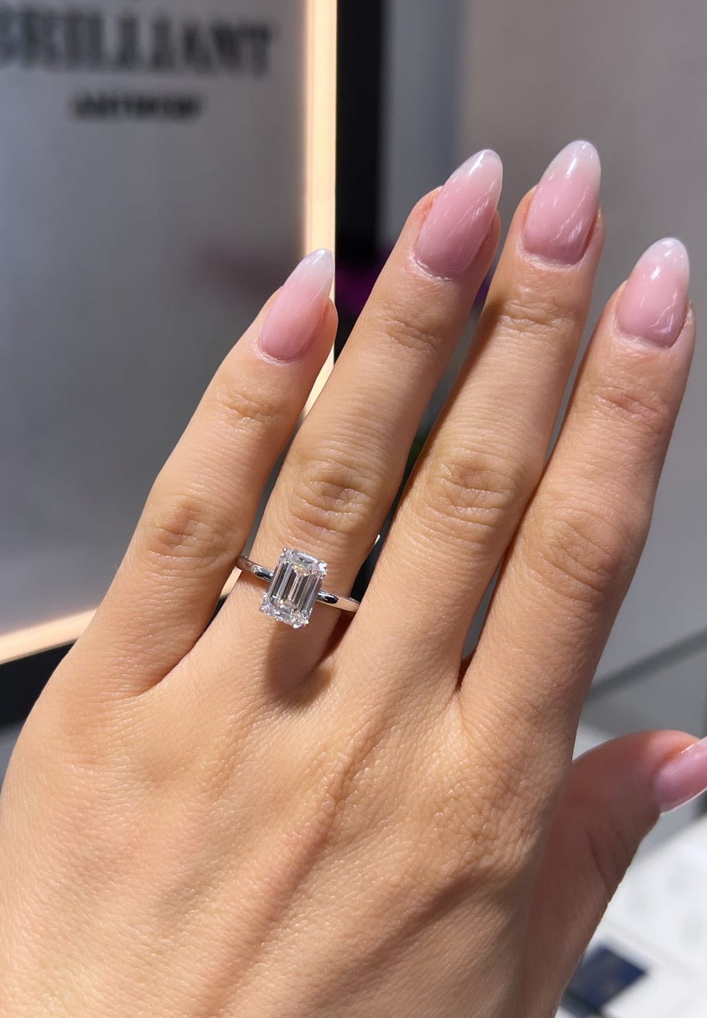 3ct Emerald Solitaire LG