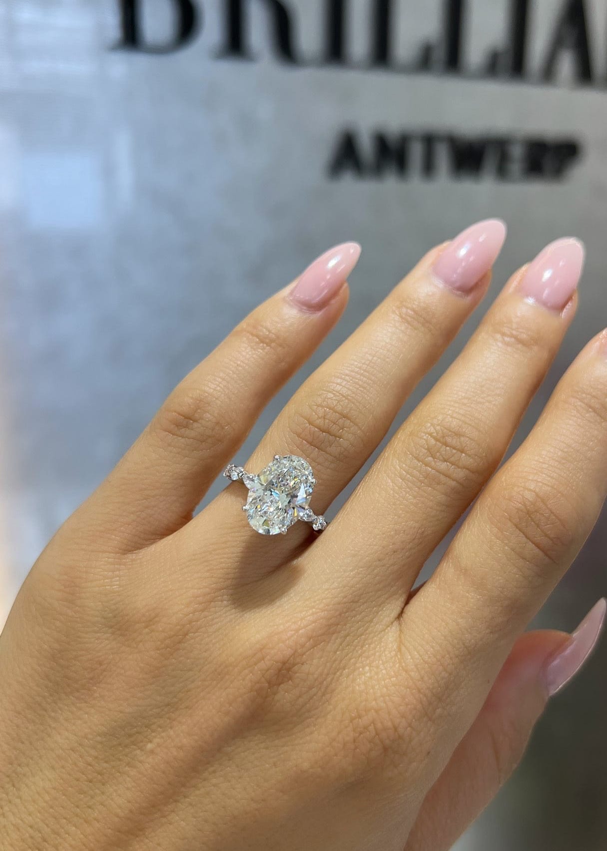 5ct Ivy Oval Solitaire LG