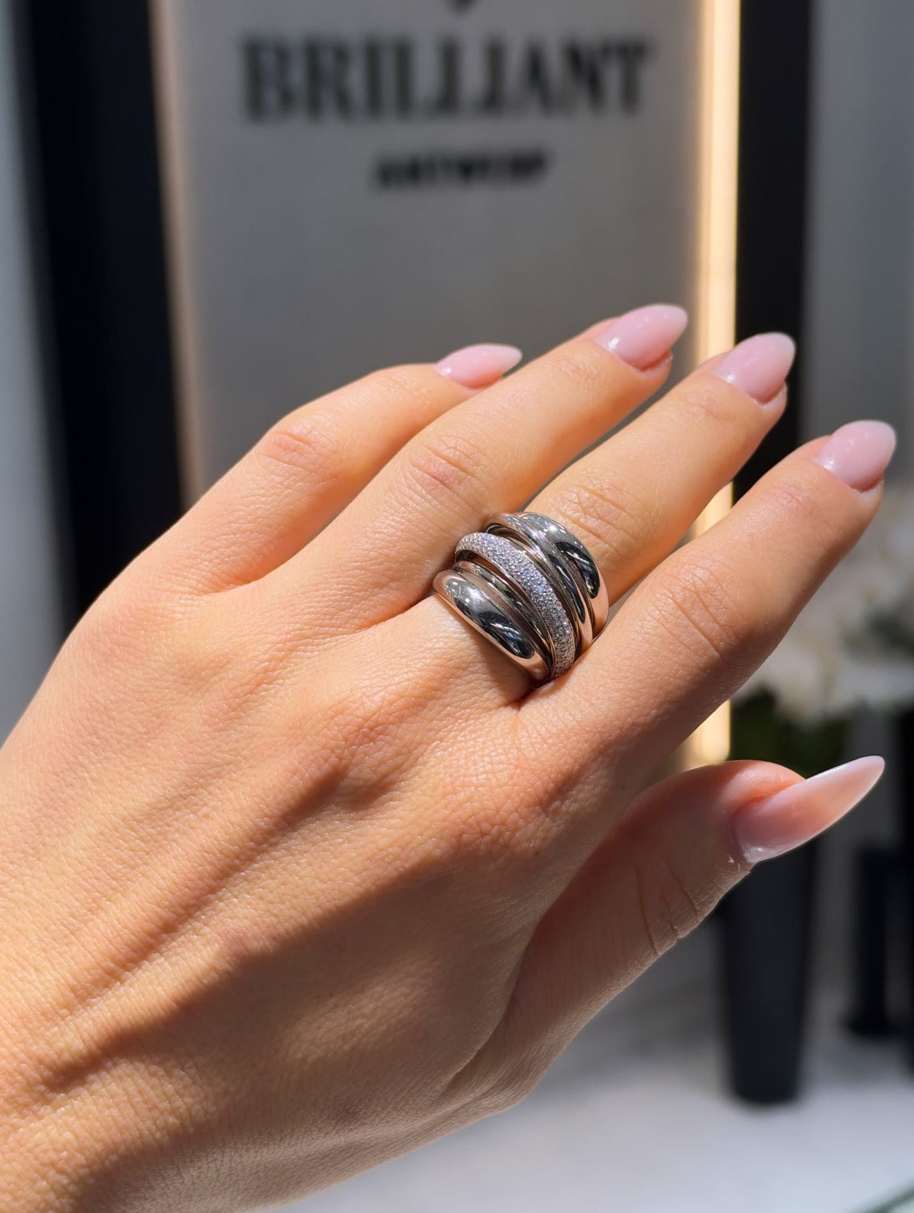 Amalia Crossover Ring