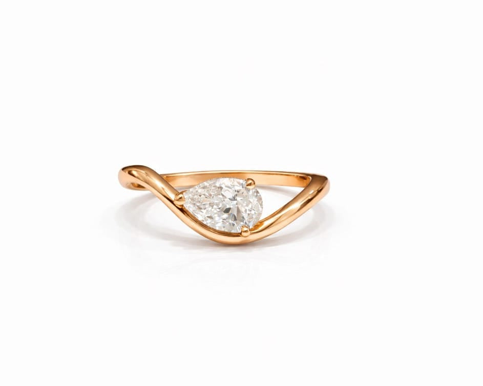 Amara Pear Ring LG