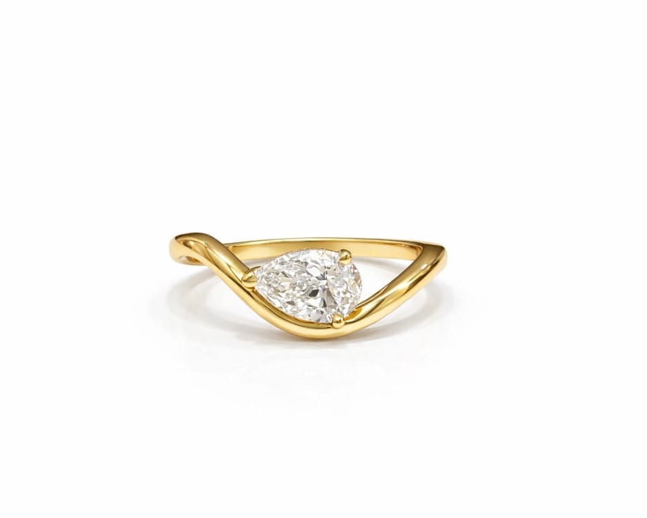 Amara Pear Ring LG