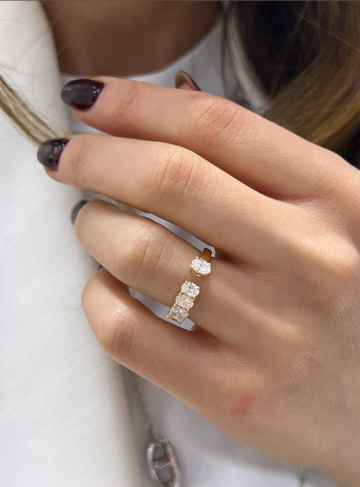 Arc Oval Ring LG