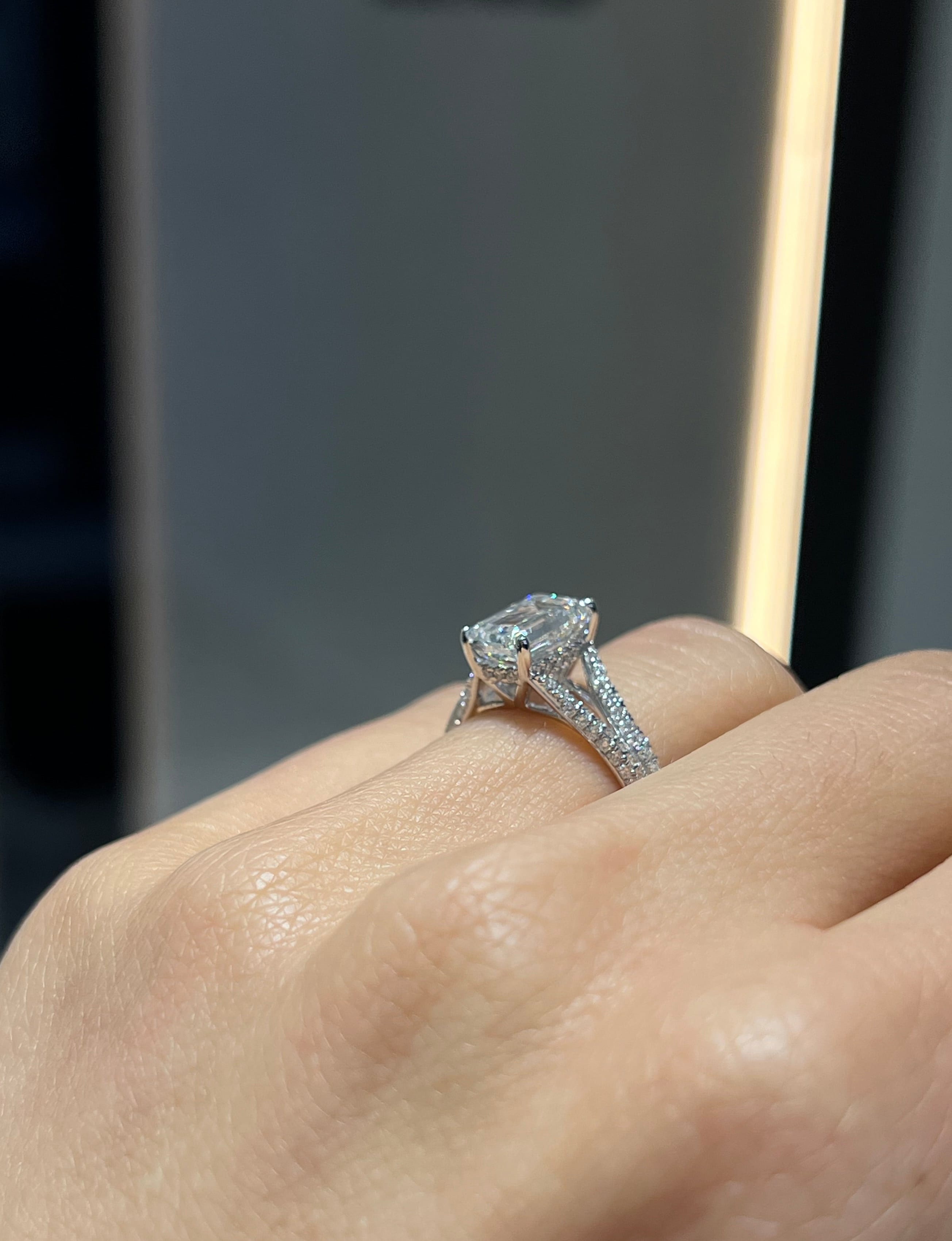 Aurelia Pave Solitaire LG