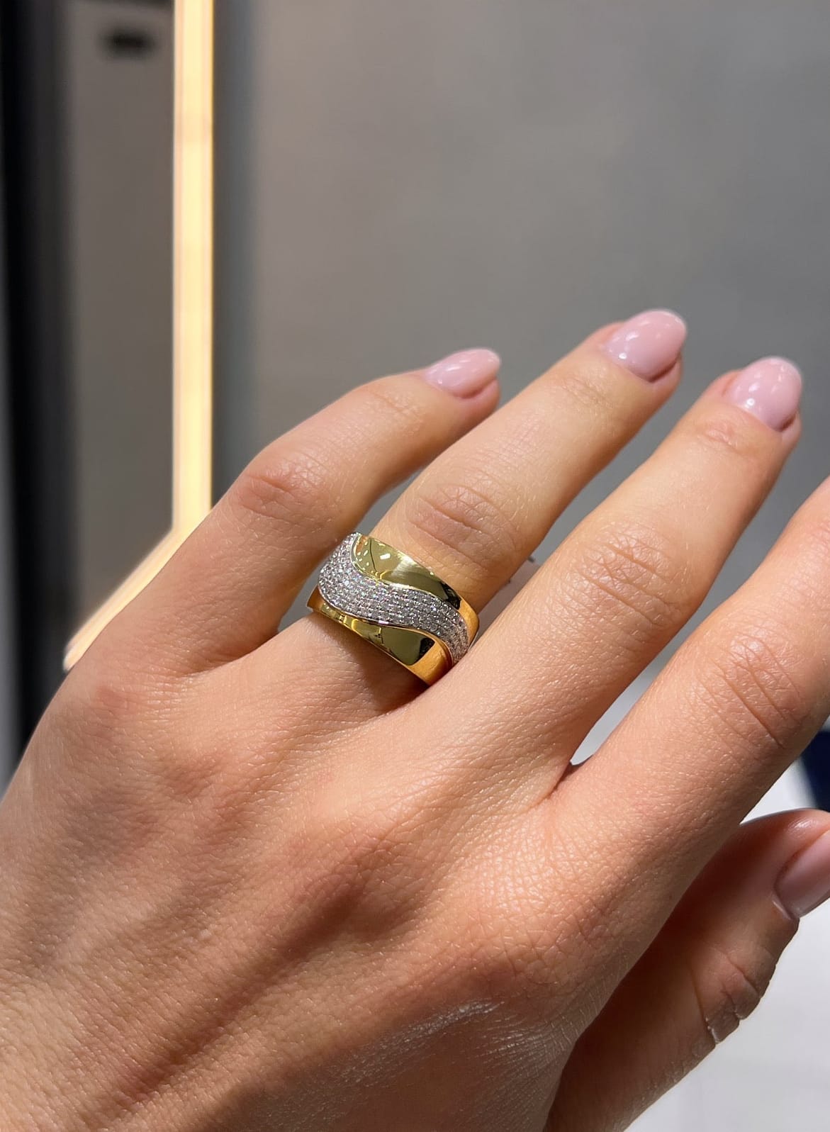 Bold Wave Ring