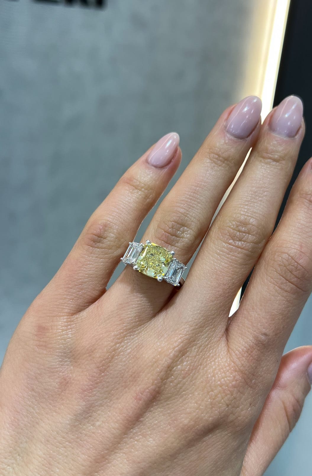 Cushion Canary Trilogy Ring LG
