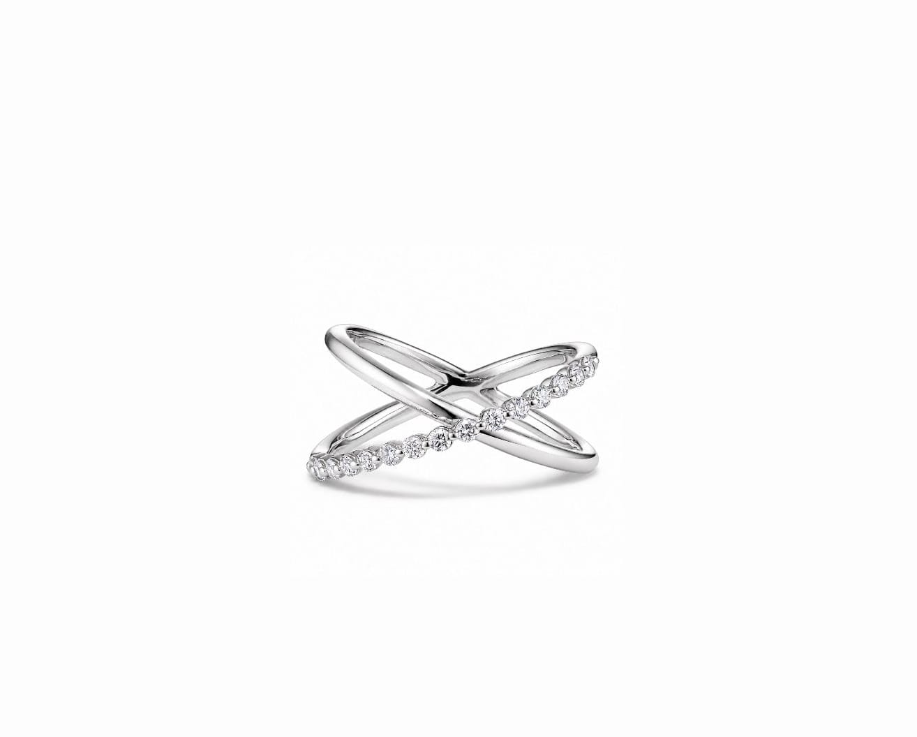 Dot Crossover Ring