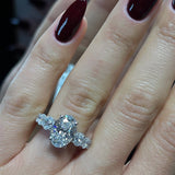 Everly Oval Solitaire LG