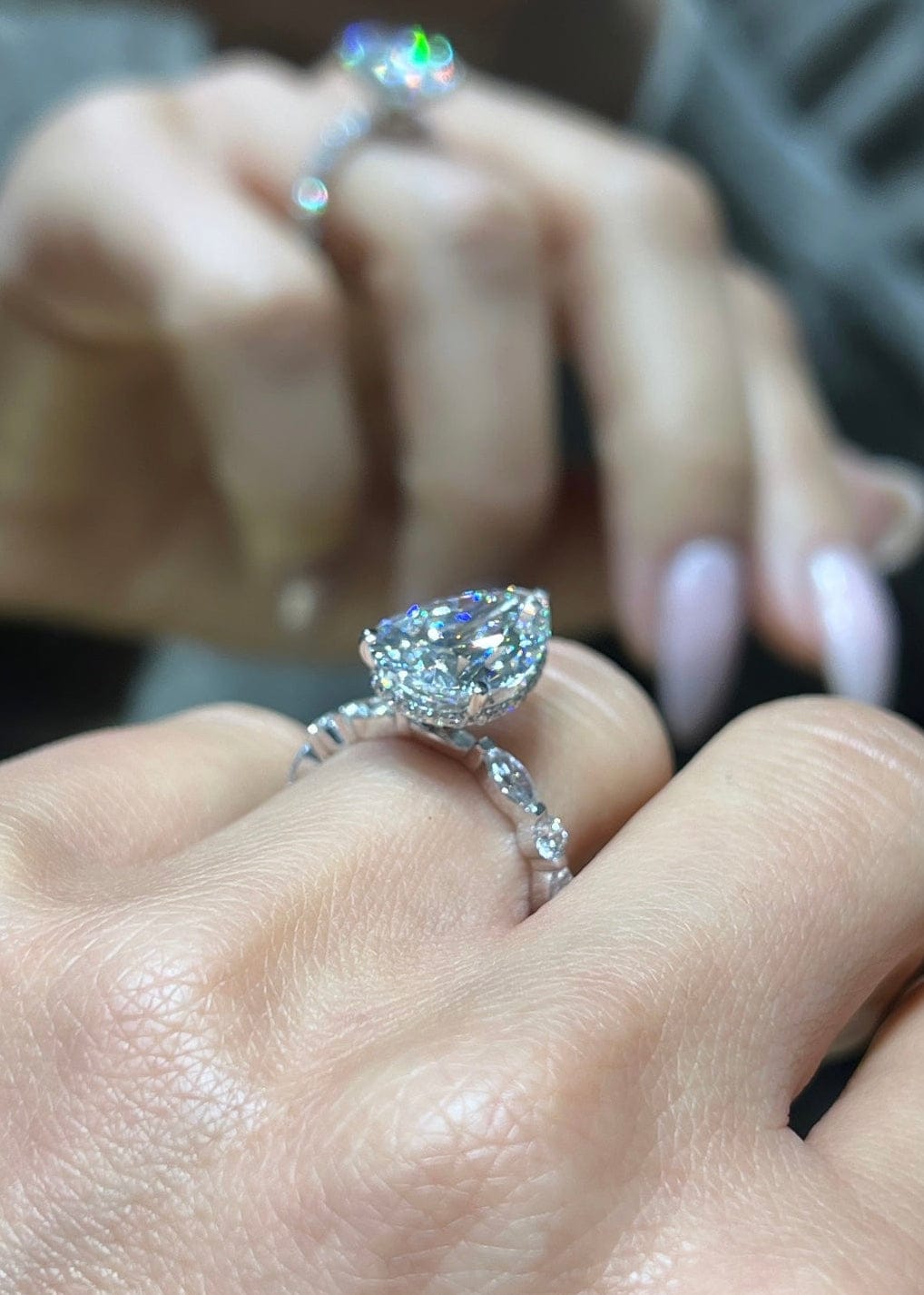 Ivy Pear Solitaire LG