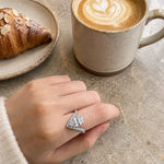 Marquise V Solitaire