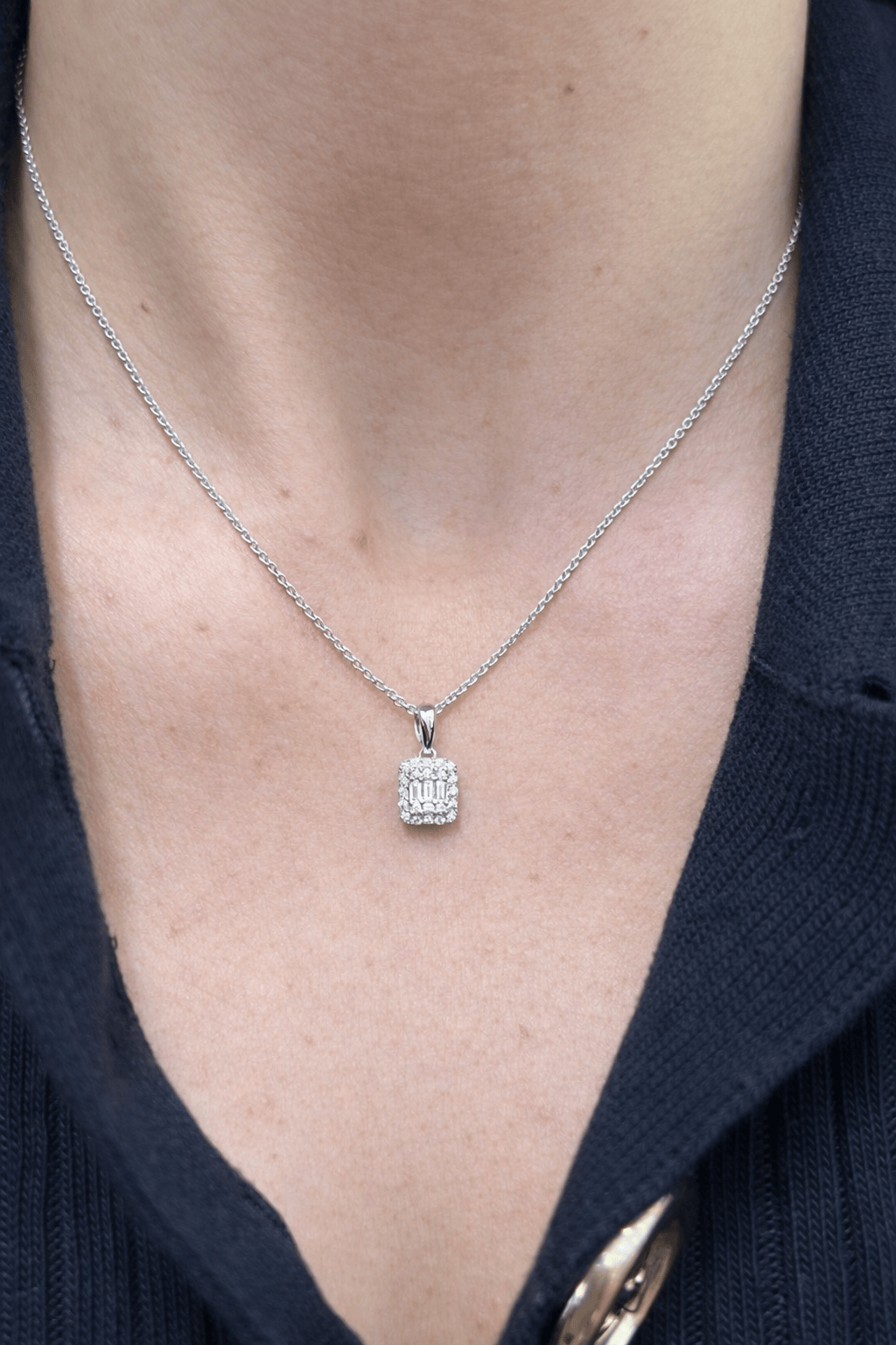 Mini Illusion Necklace