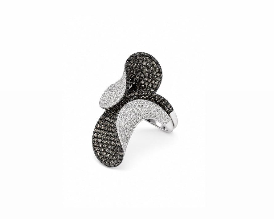 Noir Éclat Ring