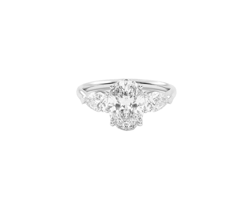 Oval Trilogy Ring LG