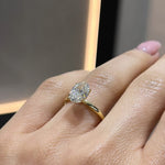 Plain Oval Solitaire LG