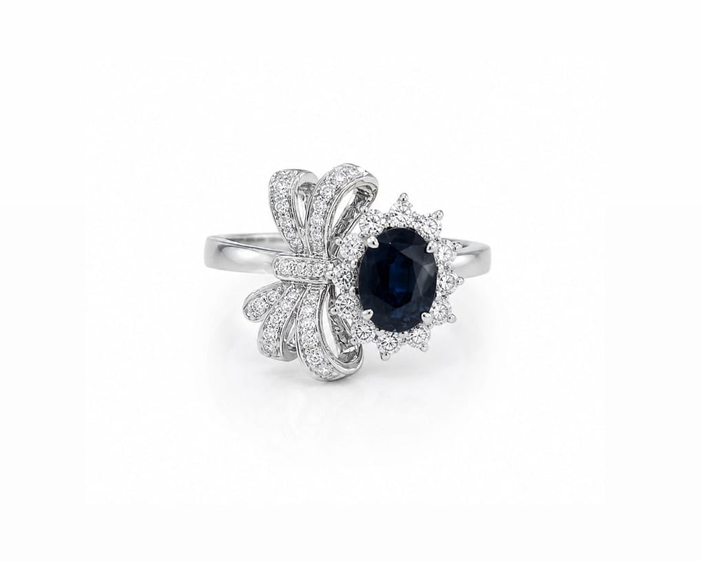 Royal Bow Ring