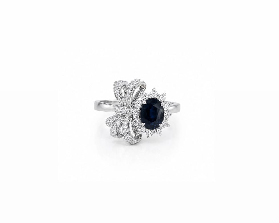 Royal Bow Ring