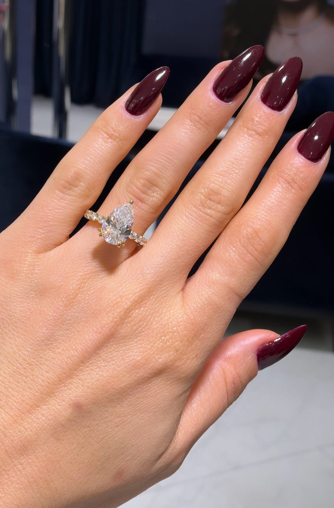 Royal Pear Solitaire LG