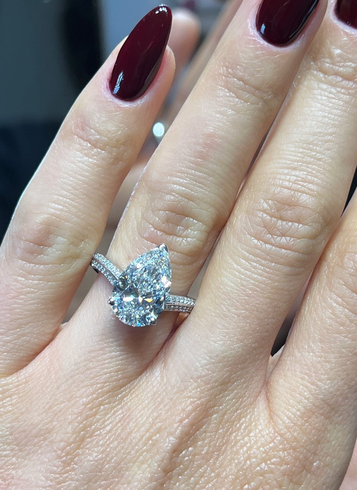 Seraphine Pear Solitaire LG