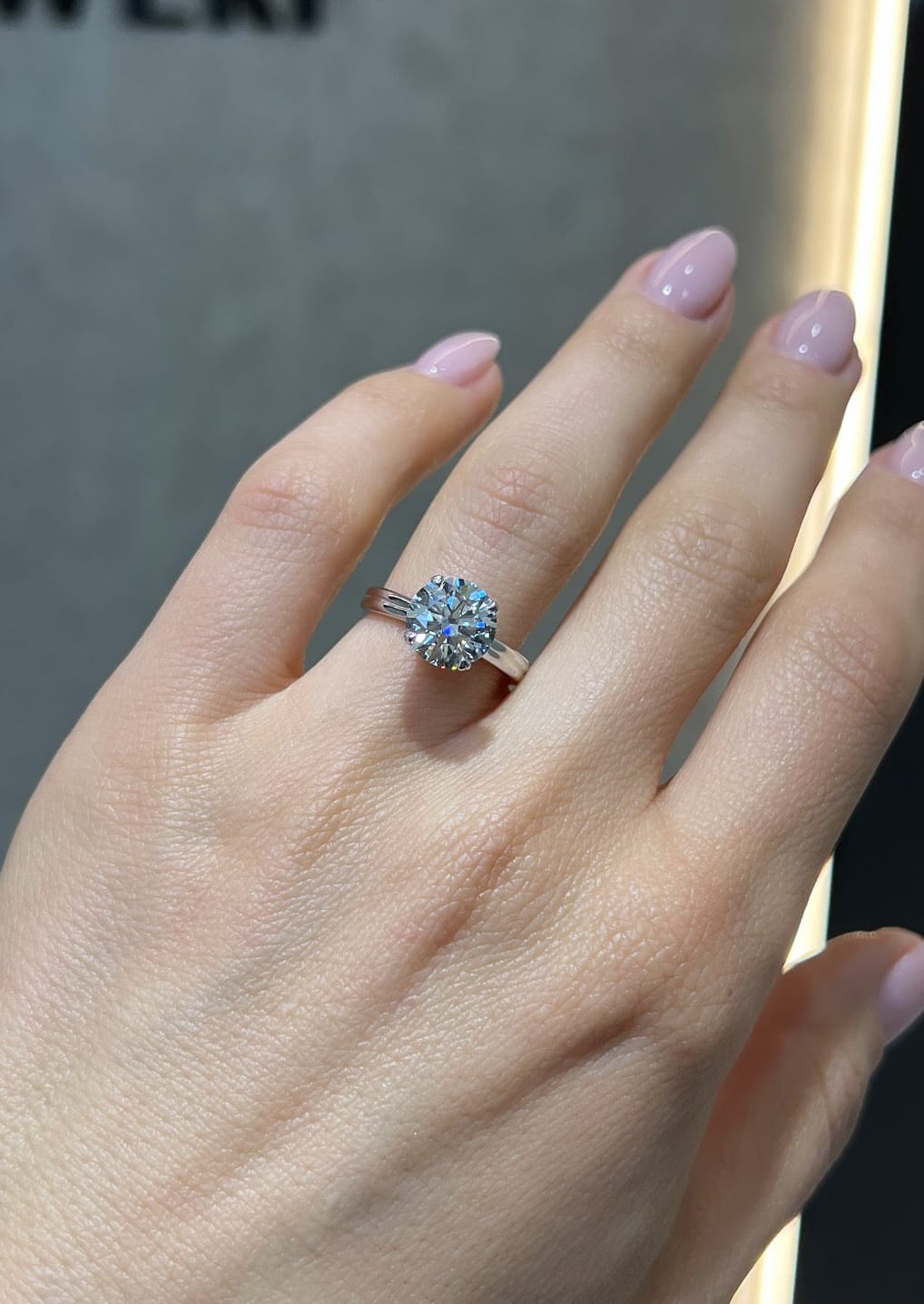 Signature Brilliant Ring LG