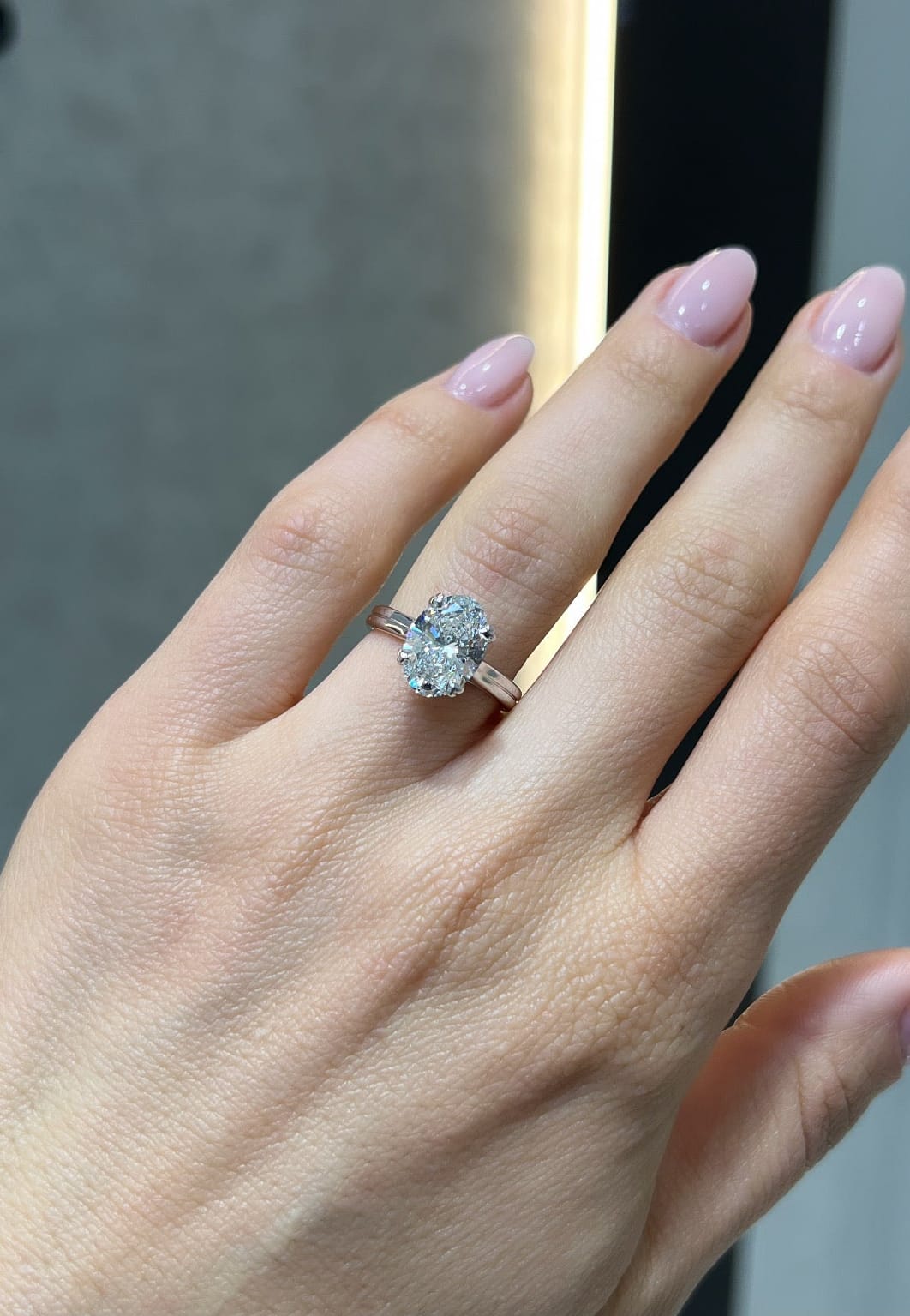 Signature Oval Ring LG